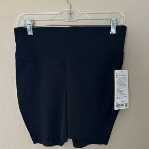 Lululemon base pace hr short 6” size 10